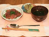 まぐろ丼