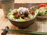 豚のスイートチリ丼